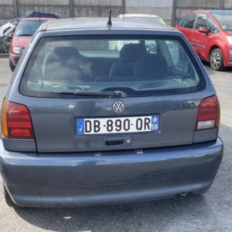 Optique avant secondaire gauche (feux)(clignotant) VOLKSWAGEN POLO 3 Photo n°8