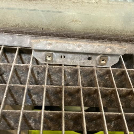 Vitre avant gauche FORD FIESTA 3