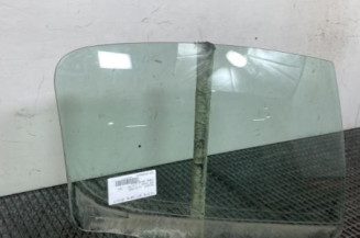 Vitre arriere droit PEUGEOT 407