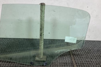 Vitre arriere droit PEUGEOT 407