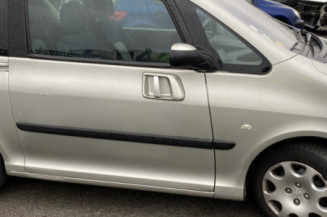 PEUGEOT 1007 1.4 HDI - 8V TURBO