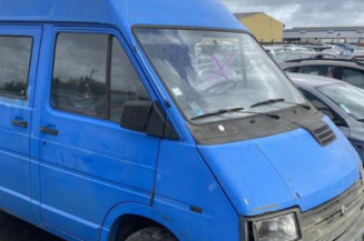 Retroviseur droit RENAULT TRAFIC 1