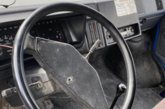 Retroviseur droit RENAULT TRAFIC 1
