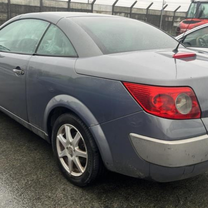 Aile avant gauche RENAULT MEGANE 2 Photo n°8