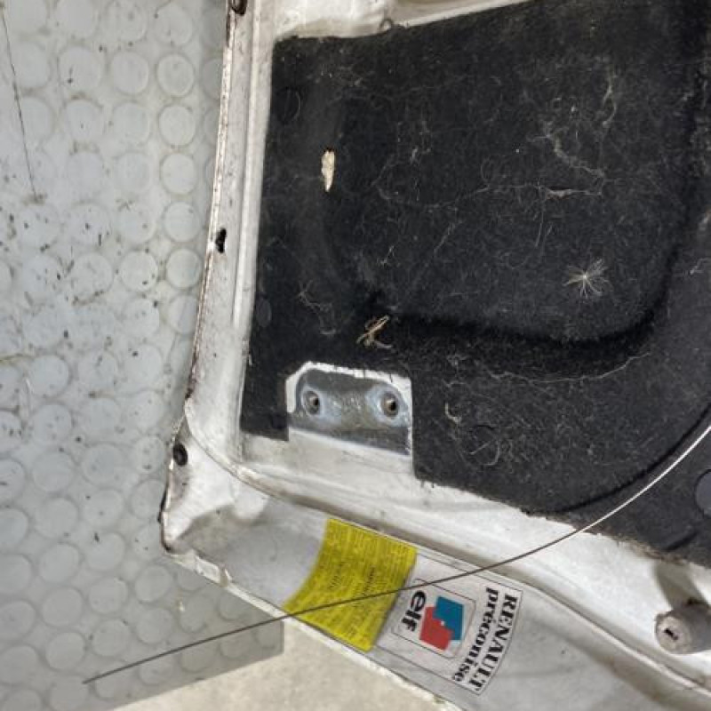 Capot RENAULT TRAFIC 1 Photo n°9