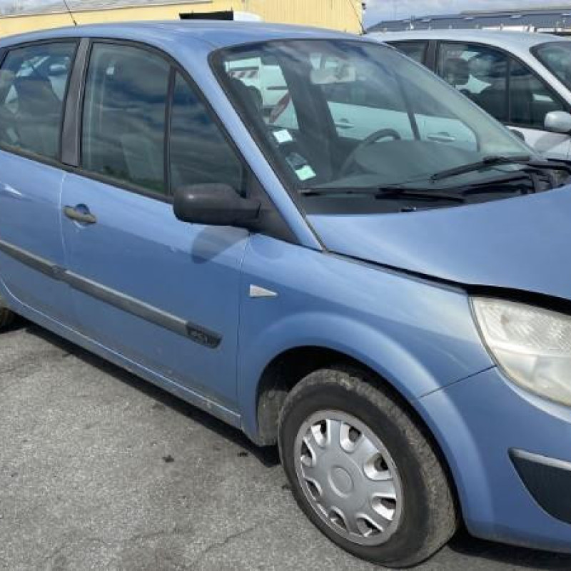 RENAULT SCENIC 2 PHASE 1 1.5 DCI - 8V TURBO Photo n°1