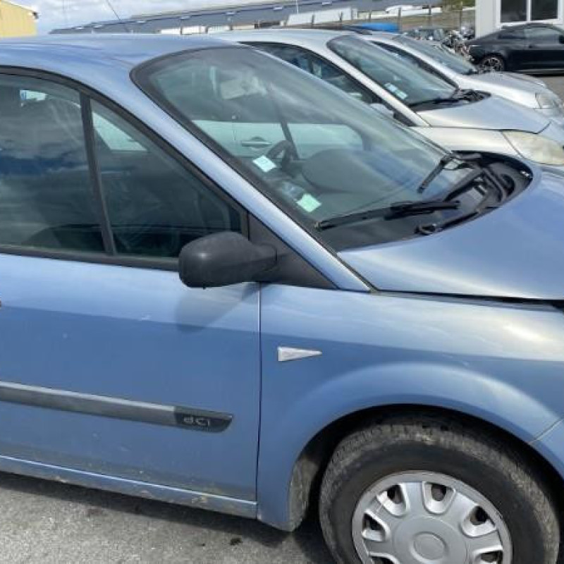 RENAULT SCENIC 2 PHASE 1 1.5 DCI - 8V TURBO Photo n°7
