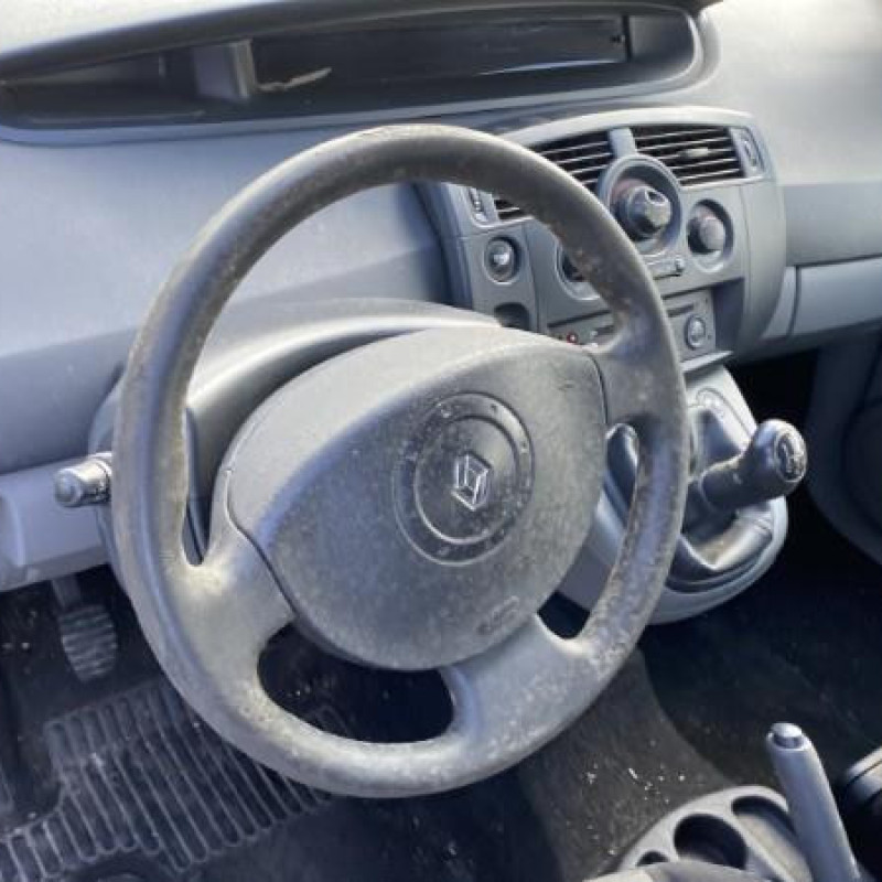 RENAULT SCENIC 2 PHASE 1 1.5 DCI - 8V TURBO Photo n°14