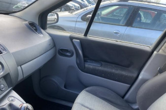 RENAULT SCENIC 2 PHASE 1 1.5 DCI - 8V TURBO
