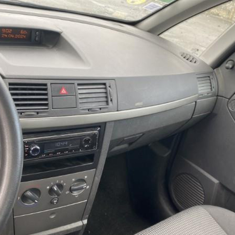 OPEL MERIVA A PHASE 2 1.4i - 16V TWINPORT Photo n°16