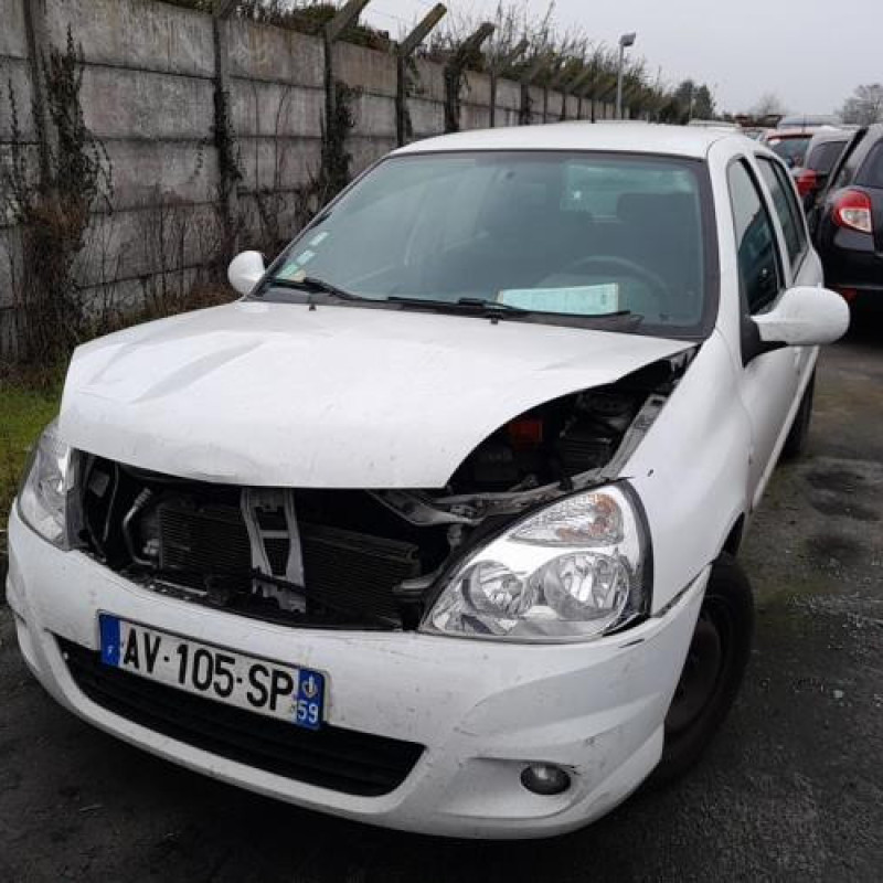 Malle/Hayon arriere RENAULT CLIO 2 CAMPUS Photo n°12