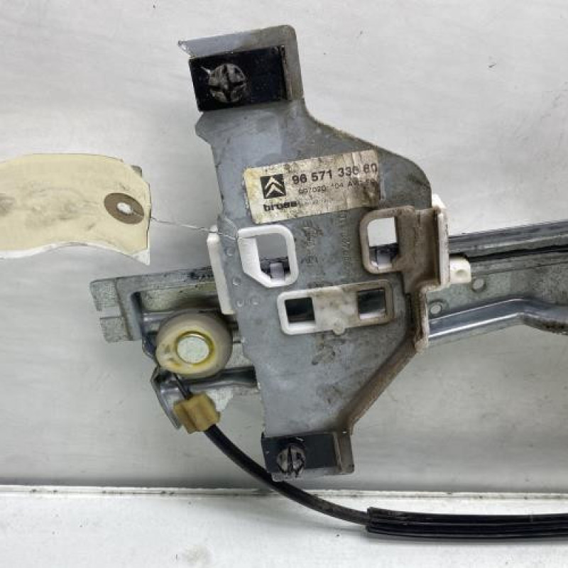 Leve vitre electrique avant gauche CITROEN C4 1 Photo n°2