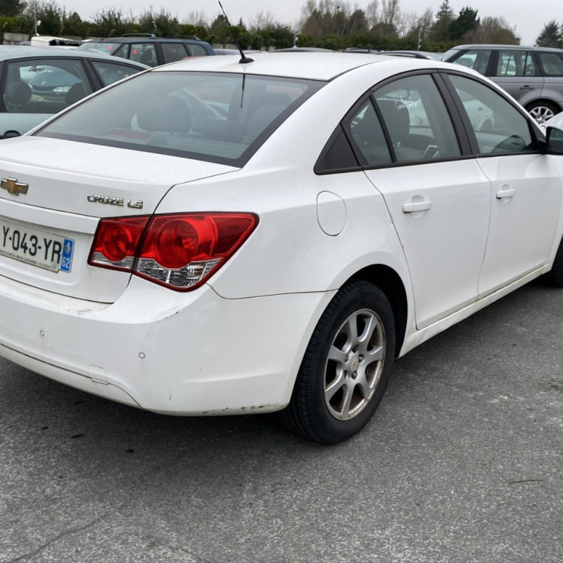 CHEVROLET CRUZE PHASE 1 2.0 VCDI - 16V TURBO Photo n°3