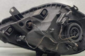 Optique avant principal droit (feux)(phare) RENAULT TRAFIC 2