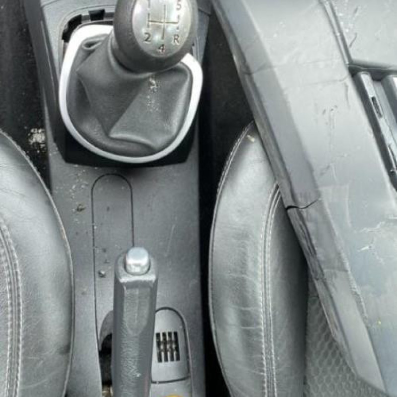 Anti brouillard arriere droit RENAULT CLIO 3 Photo n°20