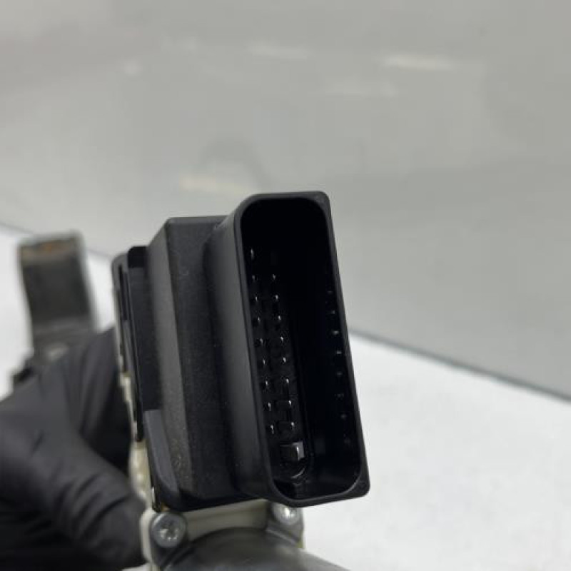 Leve vitre electrique arriere droit SEAT LEON 2 Photo n°6
