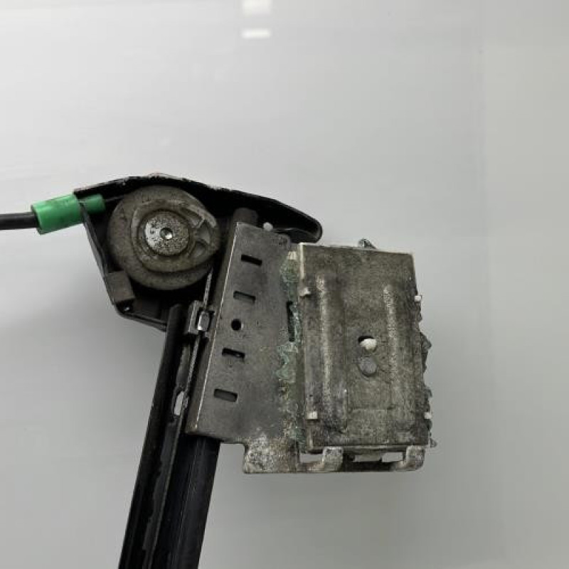 Leve vitre electrique avant gauche PEUGEOT 206 Photo n°10