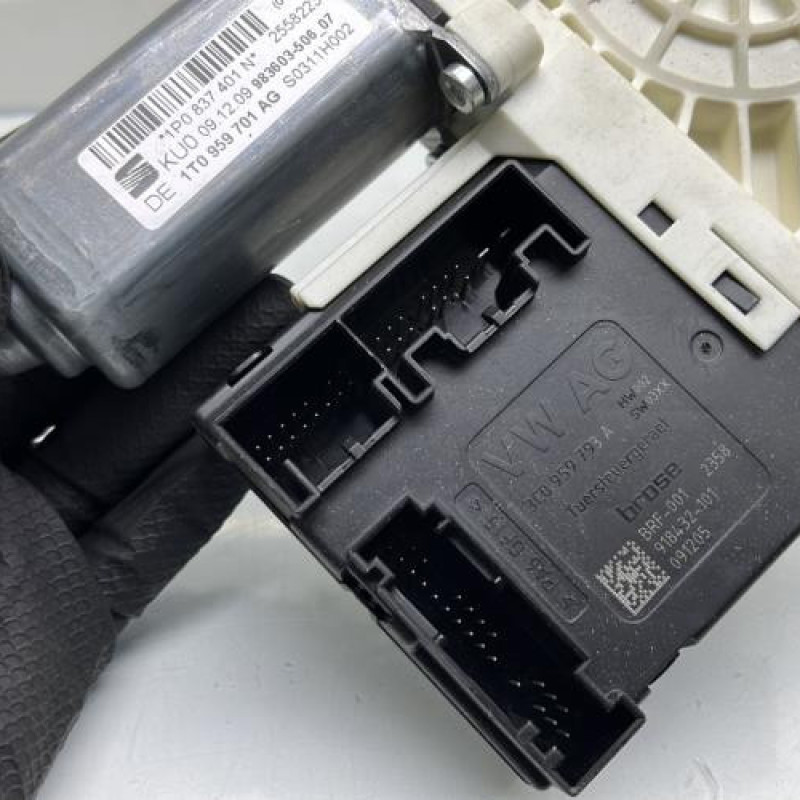 Leve vitre electrique avant gauche SEAT LEON 2 Photo n°6