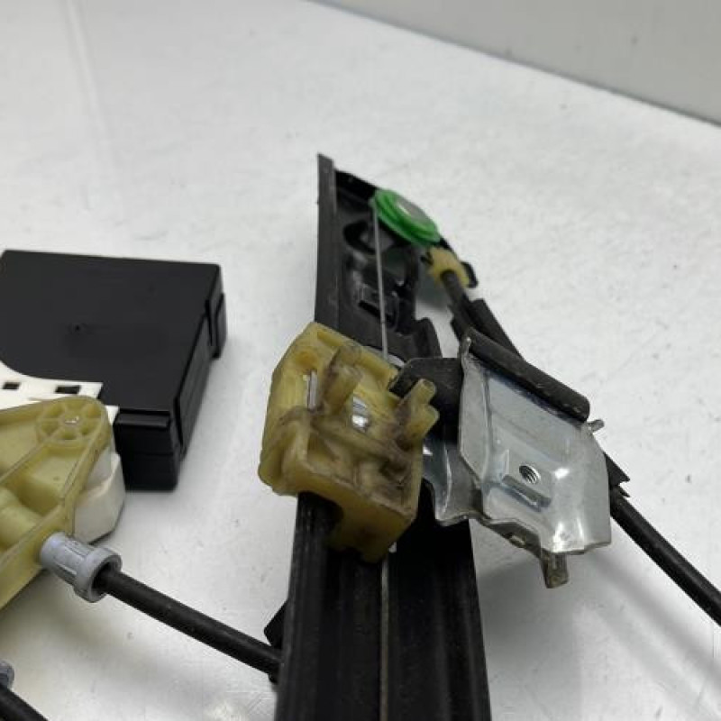 Leve vitre electrique avant gauche SEAT LEON 2 Photo n°9