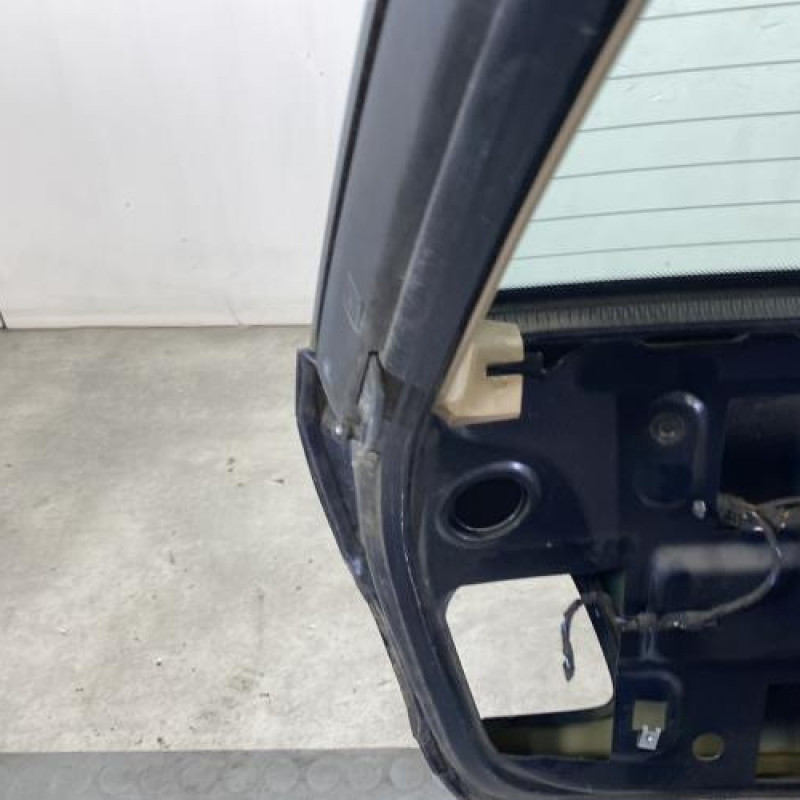 Malle/Hayon arriere BMW SERIE 3 E46 Photo n°9