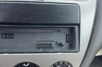 Vitre avant gauche FORD FOCUS 1
