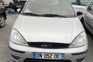 Vitre avant gauche FORD FOCUS 1
