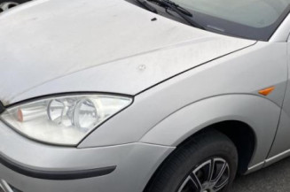 Vitre avant gauche FORD FOCUS 1
