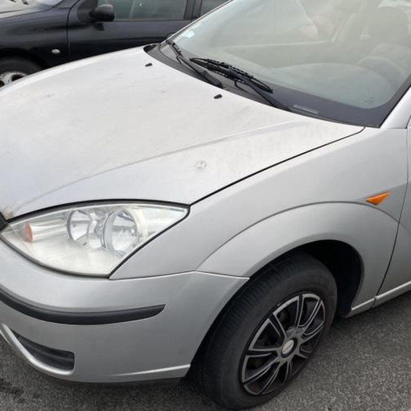 Vitre avant gauche FORD FOCUS 1 Photo n°19