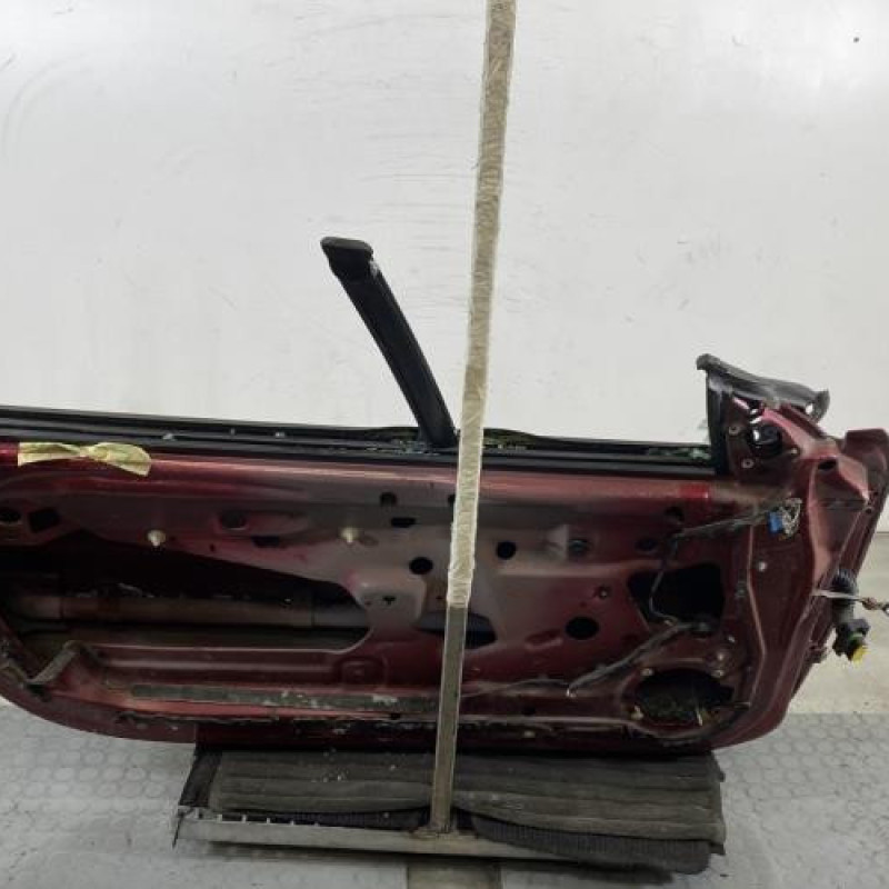 Porte avant gauche RENAULT MEGANE 1 Photo n°9