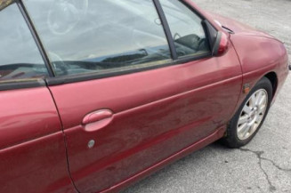 Porte avant gauche RENAULT MEGANE 1