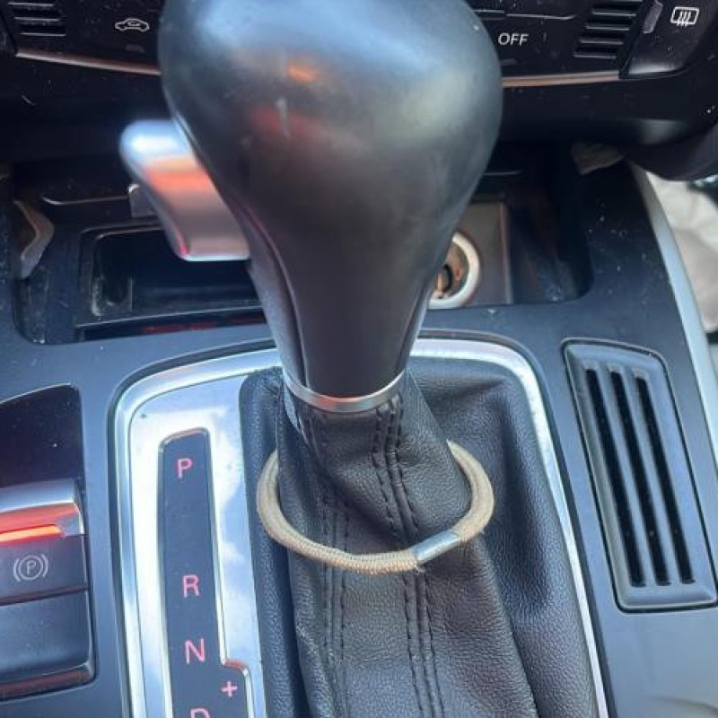 Retroviseur interieur AUDI A4 3 Photo n°14
