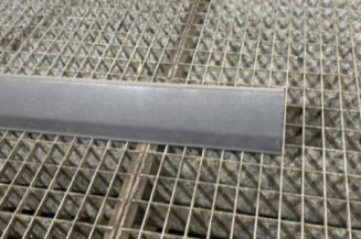 Baguette de porte avant droite MERCEDES VITO 639