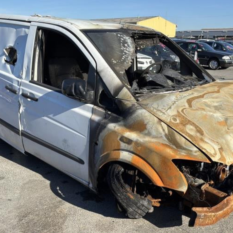 Baguette de porte avant droite MERCEDES VITO 639 Photo n°6