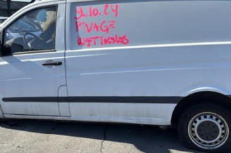 Baguette de porte avant droite MERCEDES VITO 639