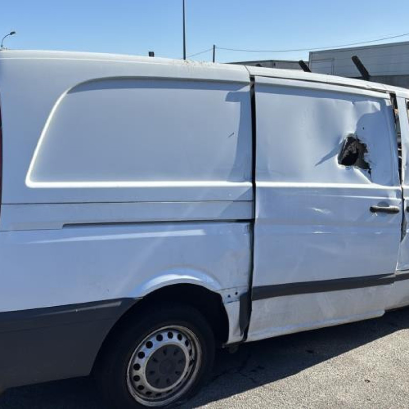 Baguette de porte avant droite MERCEDES VITO 639 Photo n°11