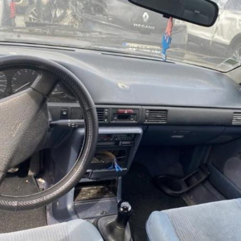 Optique avant secondaire droit (feux)(clignotant) MAZDA 323 4 Photo n°17
