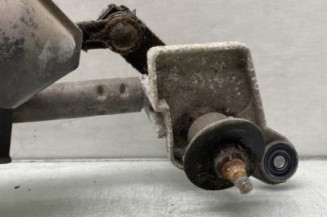 Moteur essuie glace avant DAIHATSU TREVIS