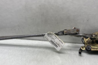 Moteur essuie glace avant OPEL AGILA A