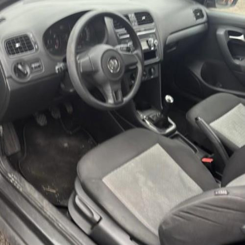 Moteur essuie glace avant VOLKSWAGEN POLO 5 Photo n°10