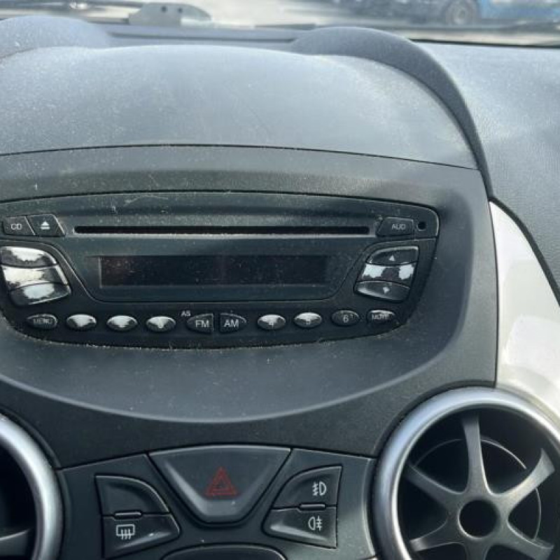 Moteur essuie glace avant FORD KA 2 Photo n°13