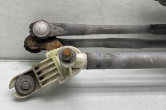 Moteur essuie glace avant SUZUKI SWIFT 3