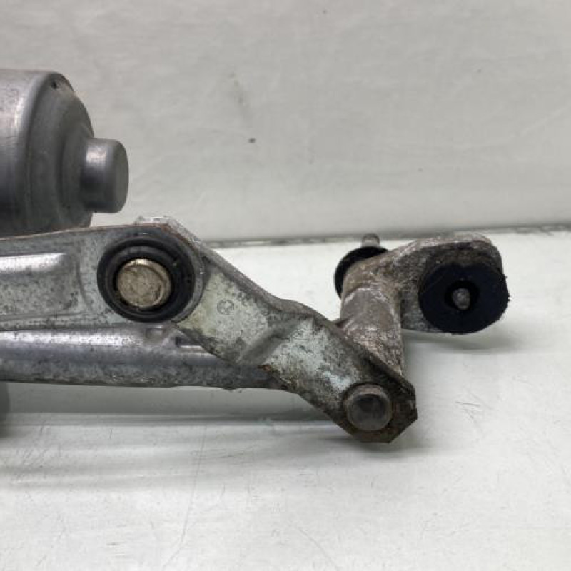 Moteur essuie glace avant droit VOLKSWAGEN GOLF PLUS Photo n°3