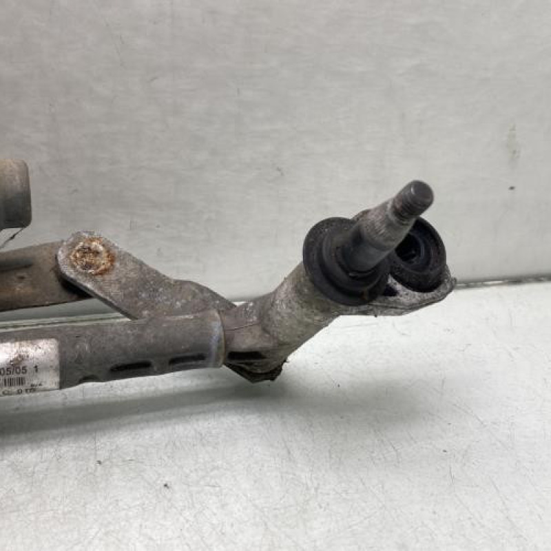 Moteur essuie glace avant gauche VOLKSWAGEN GOLF PLUS Photo n°2