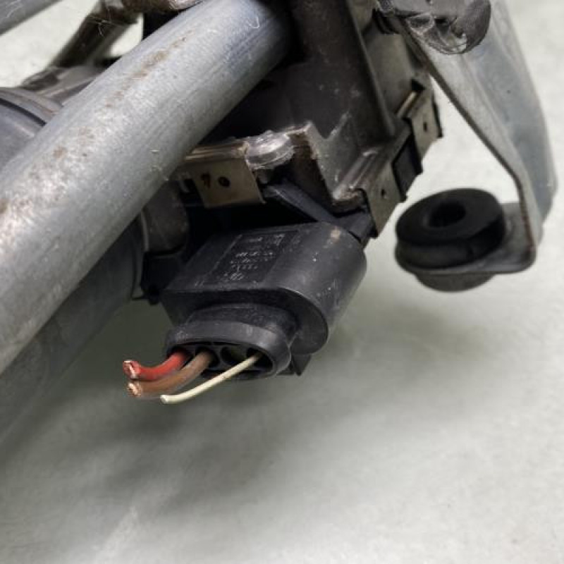 Moteur essuie glace avant VOLKSWAGEN TIGUAN 1 Photo n°6