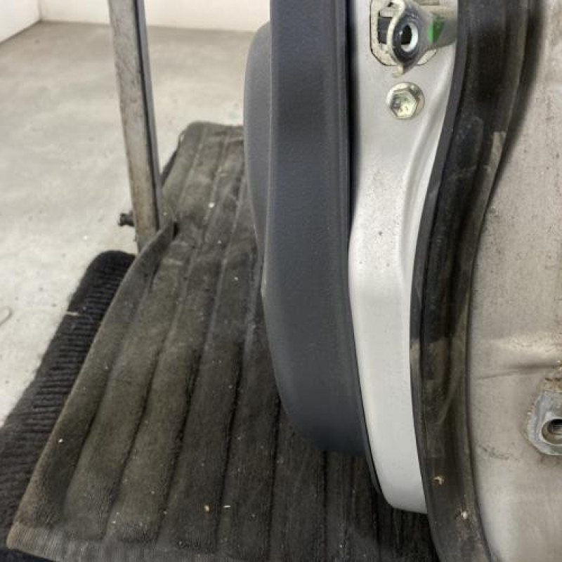 Porte arriere gauche SUZUKI ALTO 3 Photo n°6