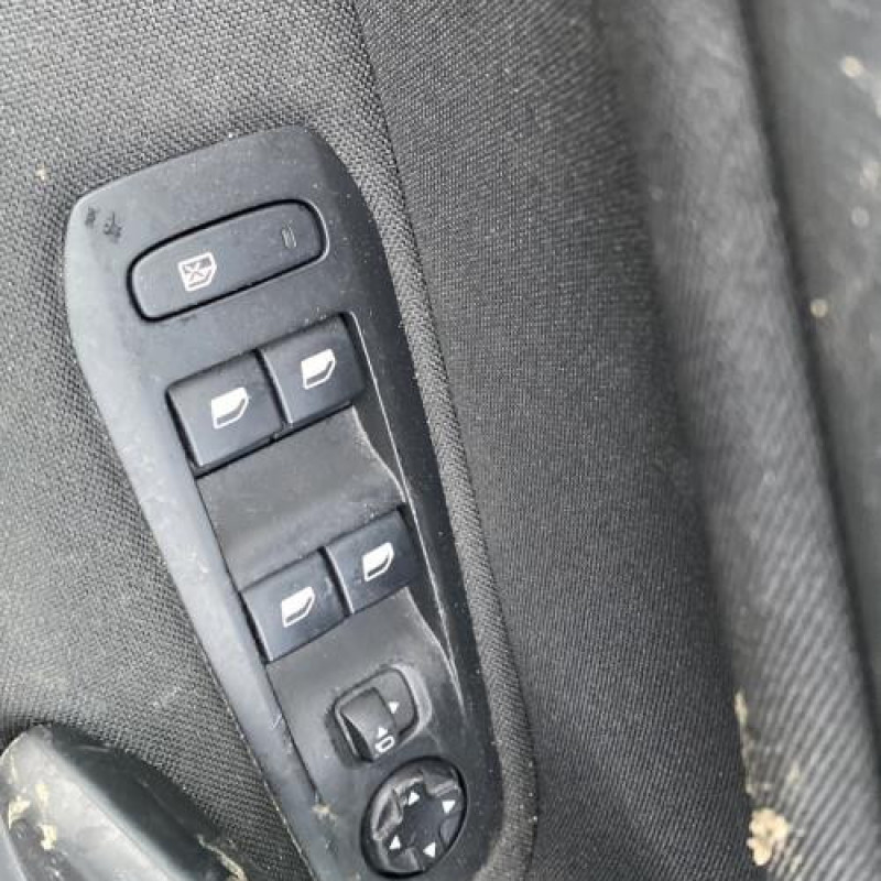 Ceinture arriere gauche PEUGEOT 308 2 SW Photo n°14