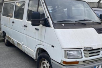Moteur essuie glace avant RENAULT TRAFIC 1