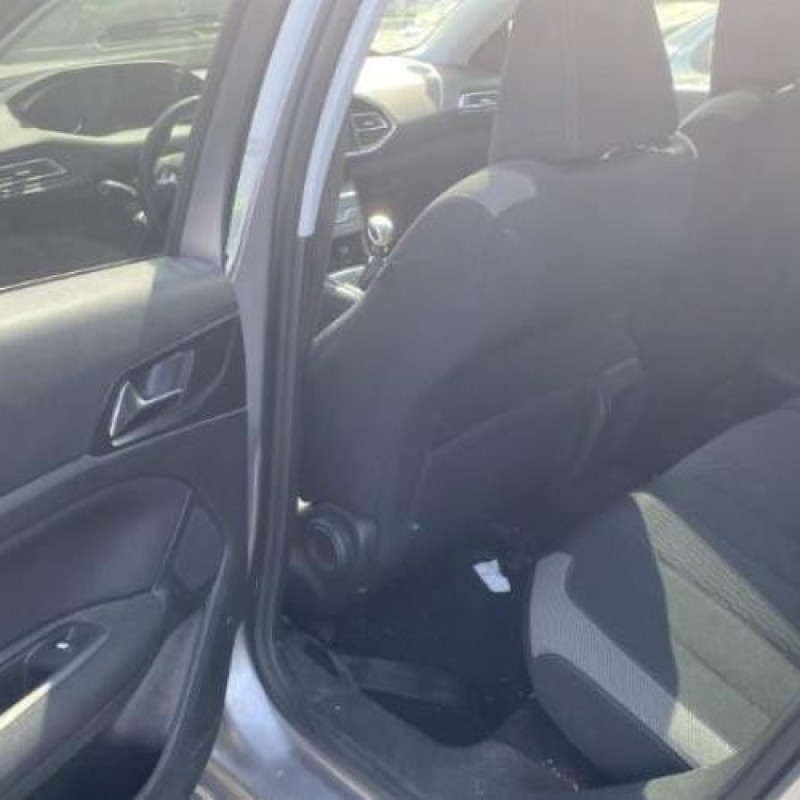 Ceinture arriere gauche PEUGEOT 308 2 SW Photo n°18