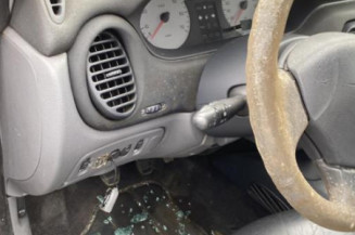 Feu arriere principal gauche (feux) RENAULT MEGANE 1