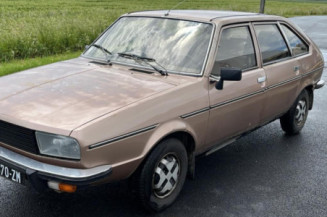 RENAULT R20 2.0 - 8V